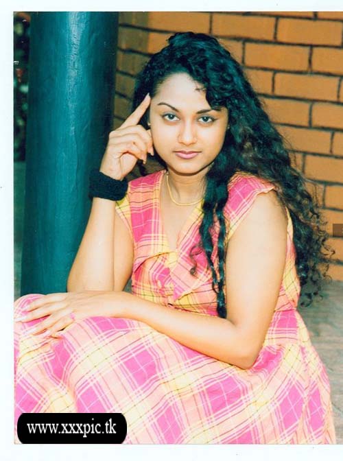 [nilanathi_dias_28.jpg]