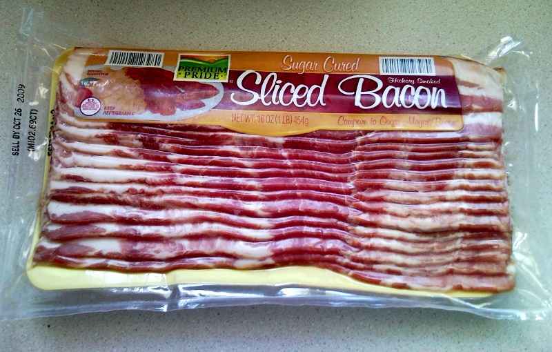 how many slices of bacon in a 16 oz package