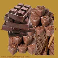 Chocolate faz bem à saúde, porém tem muitas calorias, deve ser comido sem exageros.