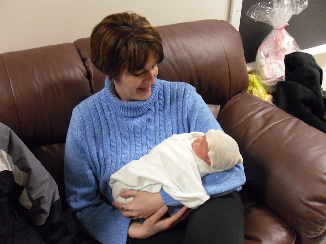 Great Auntie Kim :)