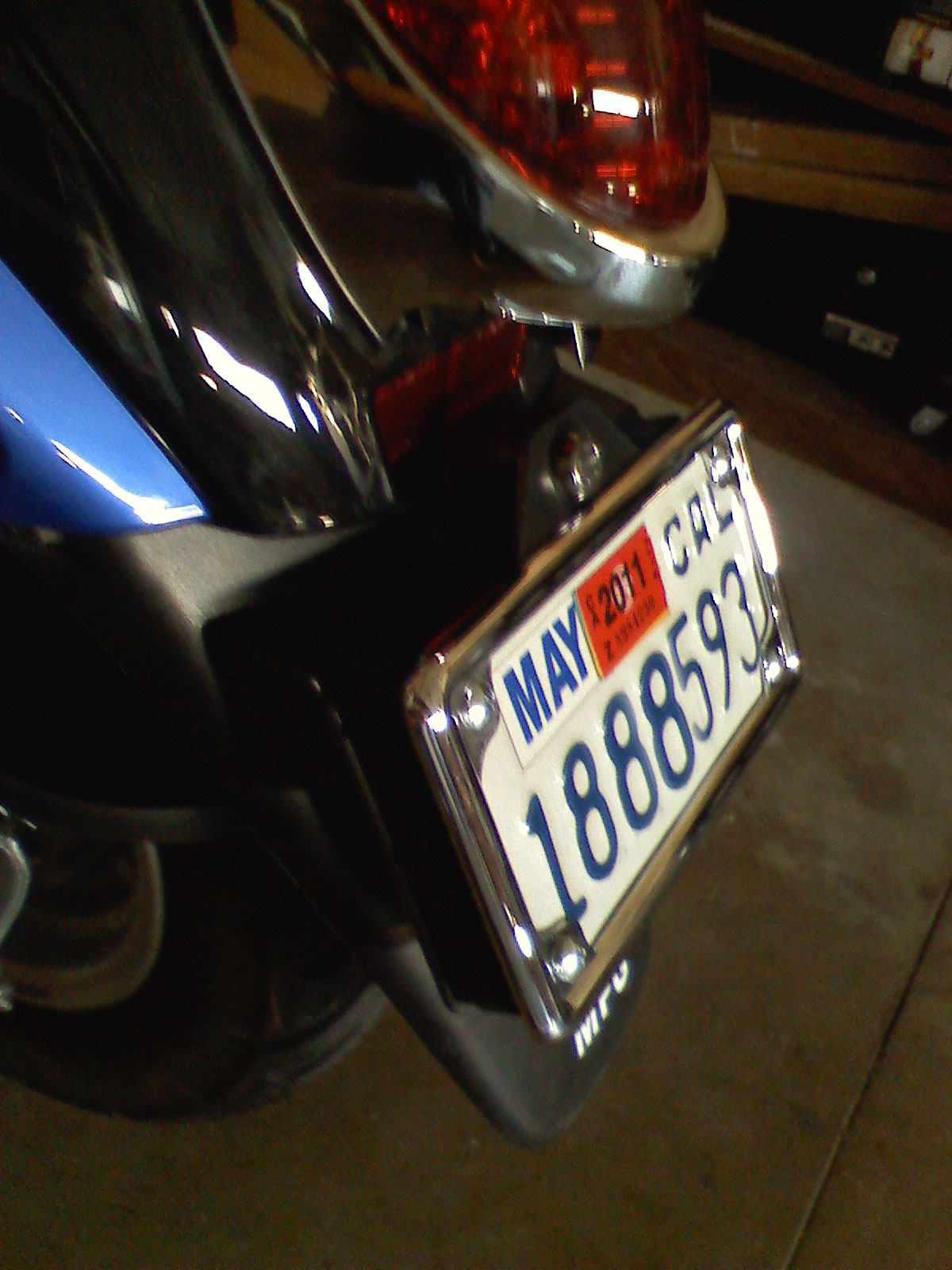 96 mpg on a Vino 125 License plate storage box