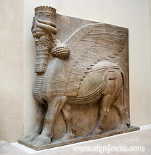 toro alado con cinco patas-en el British Museum