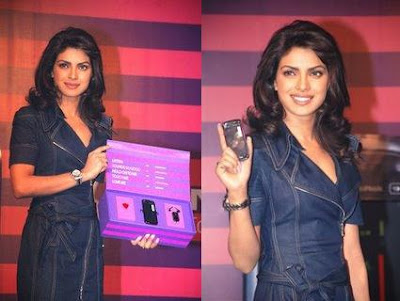 Priyanka Chopra unveils Nokia 5800XpressMusic in Mumbai