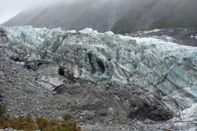 Las formas del glaciar son sinuosas