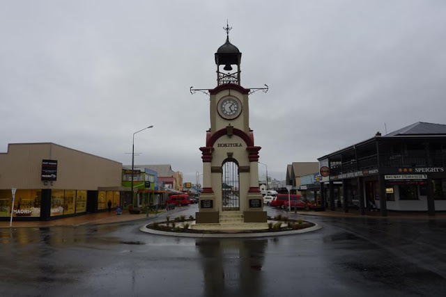 Imagen del centro de la ciudad de Hokitika en la West Coast, Nueva Zelanda En Hokitika venden numerosas piezas de jade