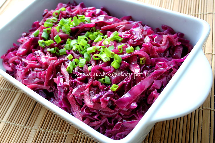 Table for 2.... or more Stir Fried Red Cabbage with Apples