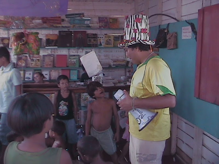 Rádio NossaCasa Amazônia incentivando leitura