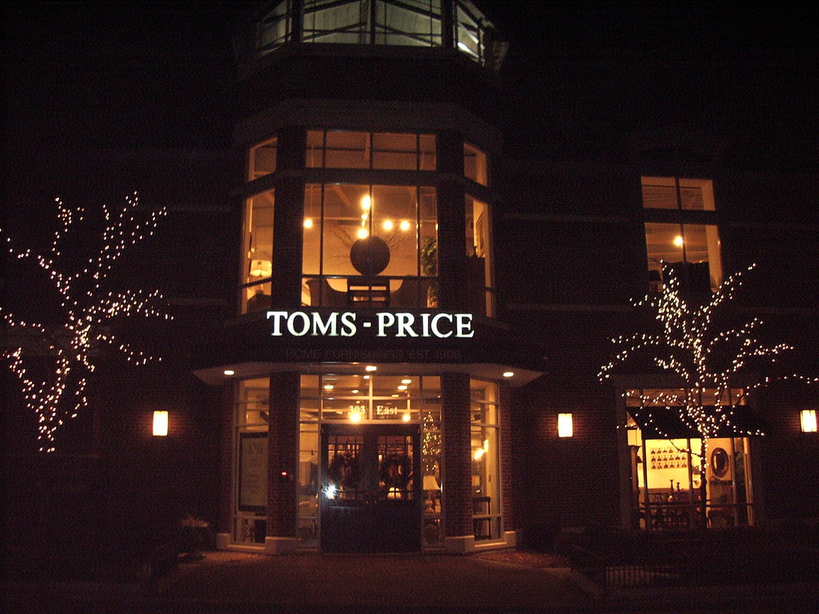 [Whtn-Store-Lights.jpg]