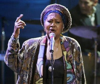 Odetta sings 'Jim Crow Blues'
