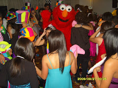 La hora loca con ELMO!!