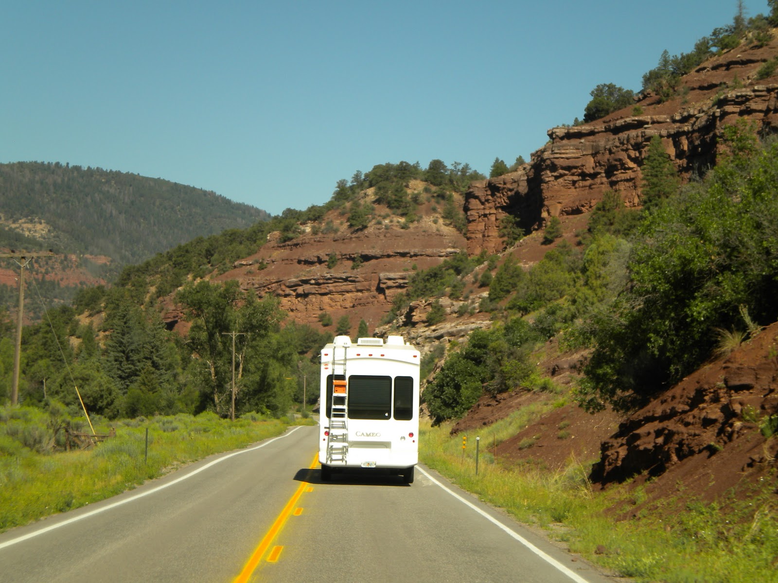 America by RV Travel Day to Monticello, Utah