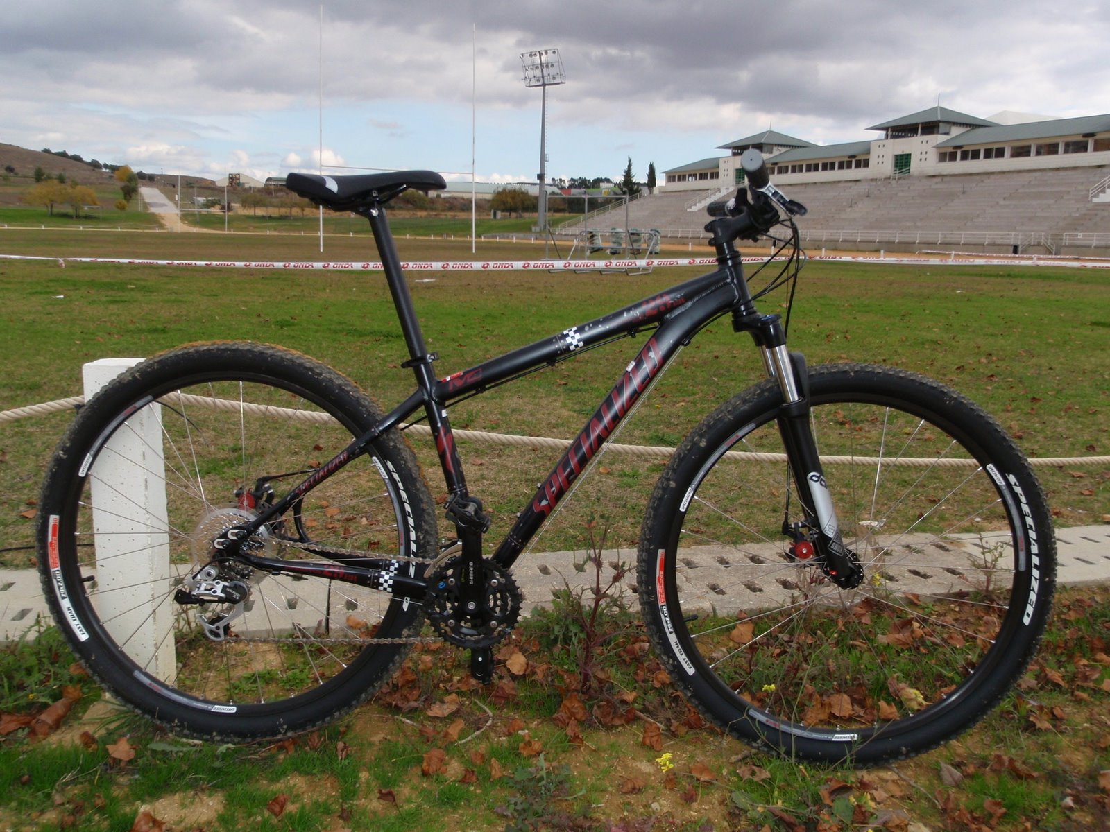 [fb_exp+29+sp+rockhopper3.jpg]