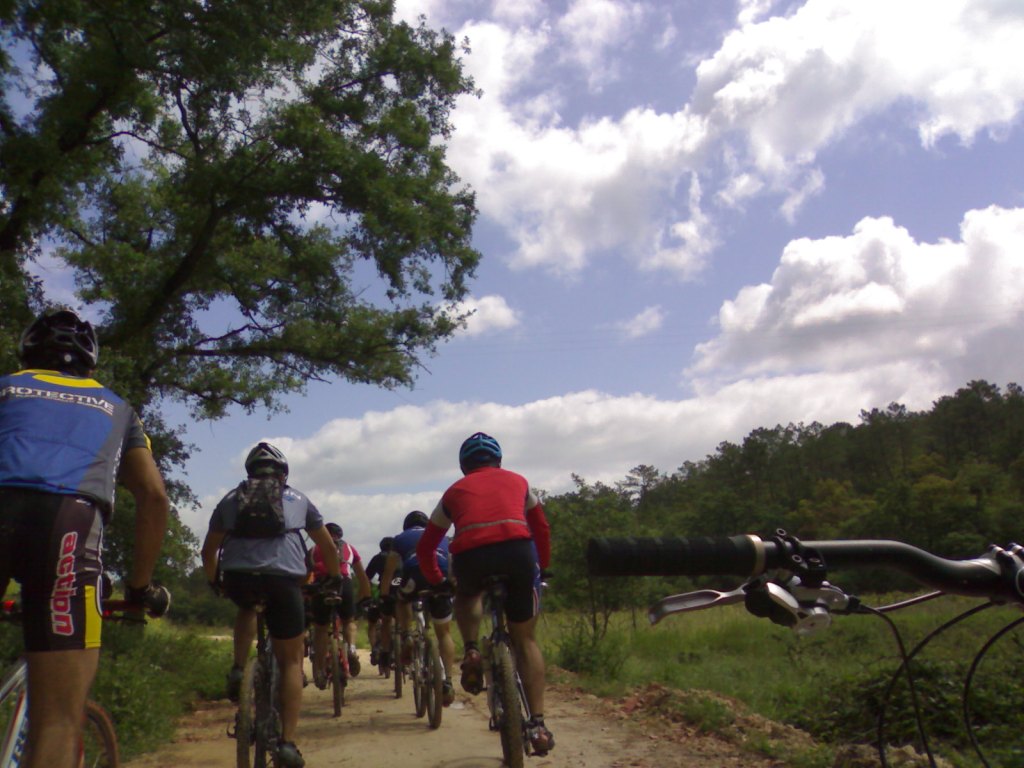 [3++pessoal+trilhos.jpg]