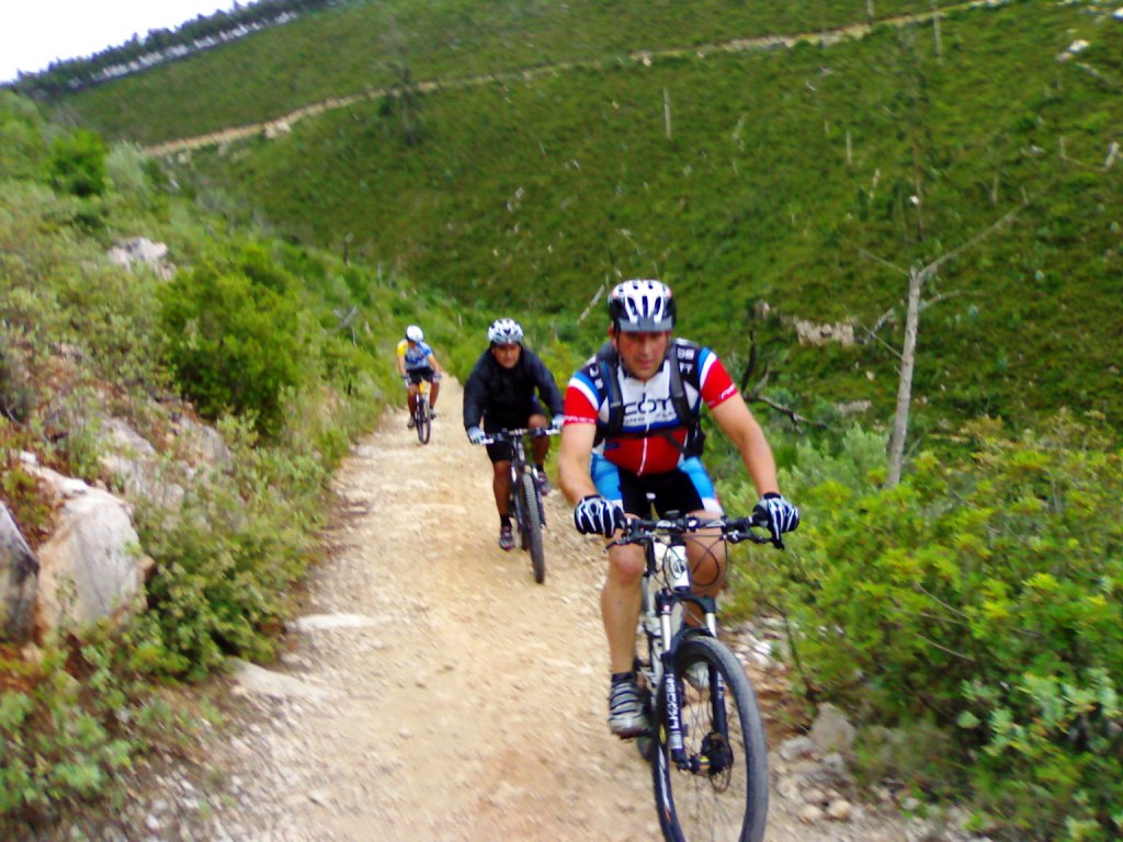 [6+subida+pedra+peralta.jpg]