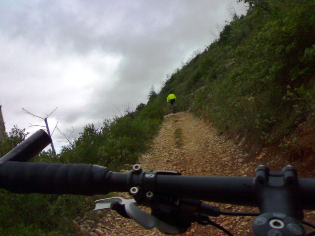 [5+subida+pedra.jpg]