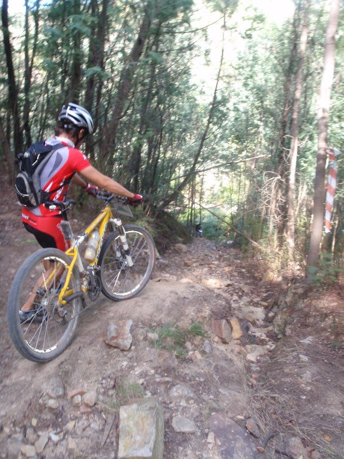 [d2+015+descida+rio.JPG]