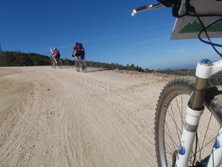 [d1+012+subida+eolico+2.JPG]