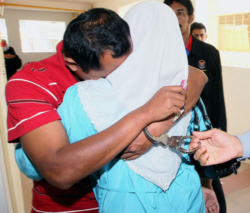 Main dengan. Main dengan. Main dengan. Milly and mamet. Main dengan.