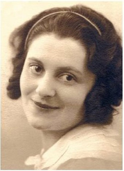 [Joan+Gage+agent+rose.jpg]