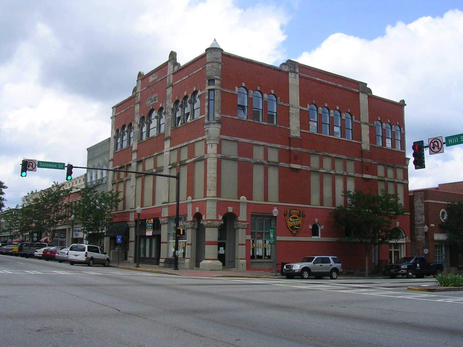 Griffin Realty CONDO/LOFT DOWNTOWN GRIFFIN