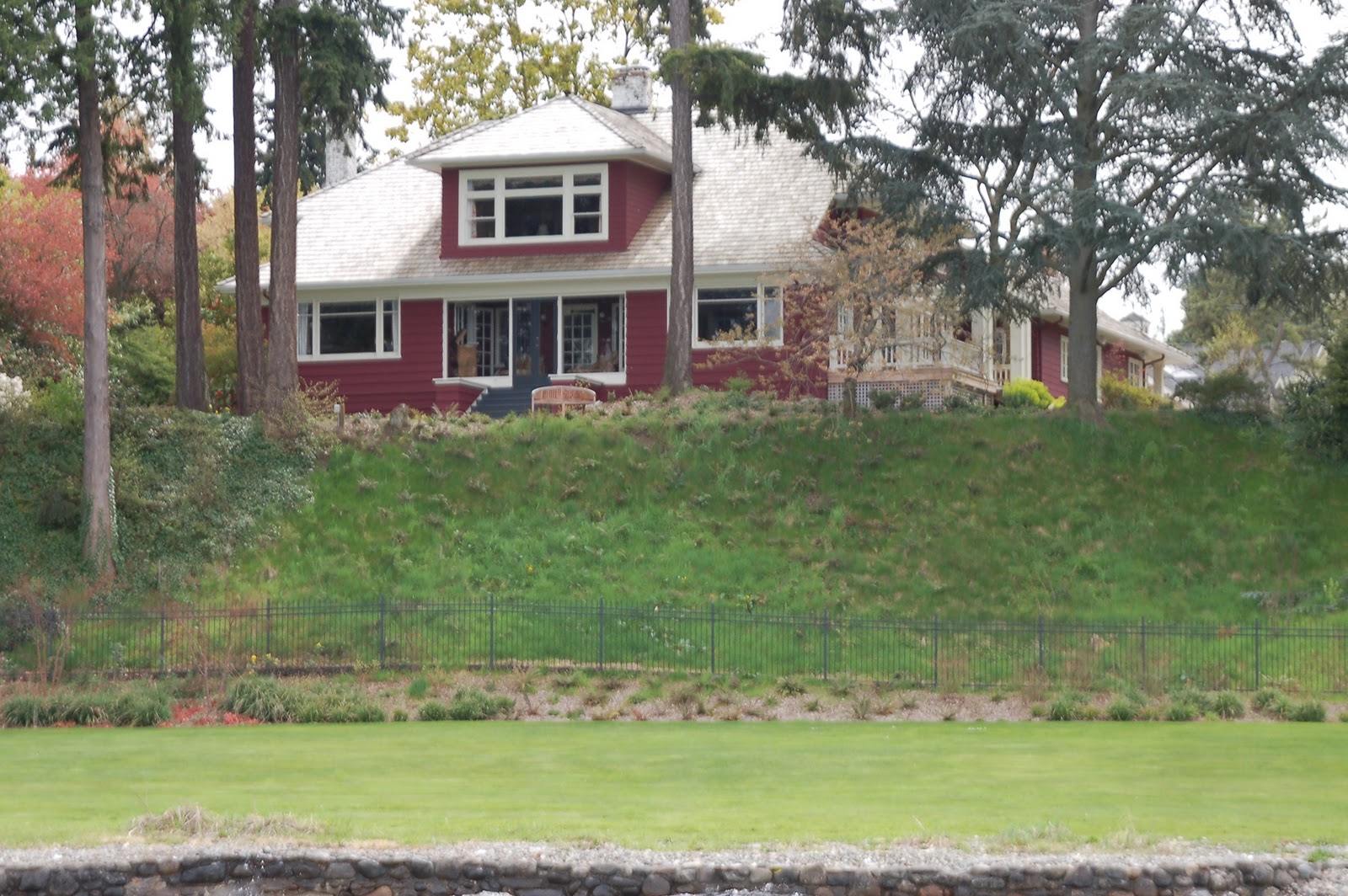 Seattle Mansions Yarrow Point Tip For Sale 19.5 Million