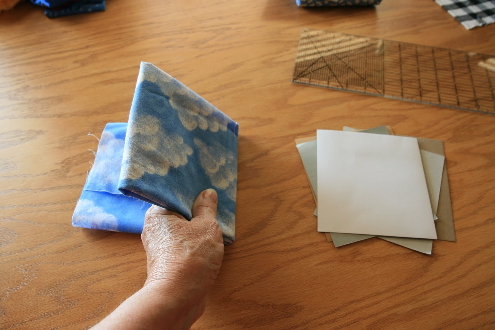 Buzzing and Bumbling Easy Tip for Folding Your Fabric