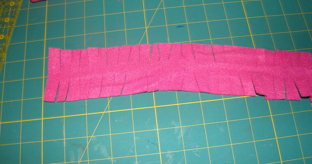 30-free-jester-hat-sewing-pattern-elliermatias