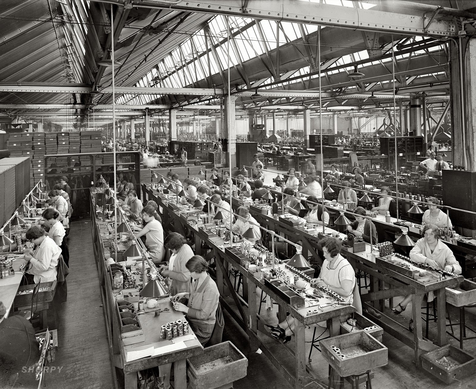 [Radio+factory,+1925.jpg]