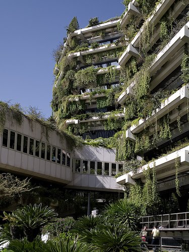 [Barcelona+bank.jpg]