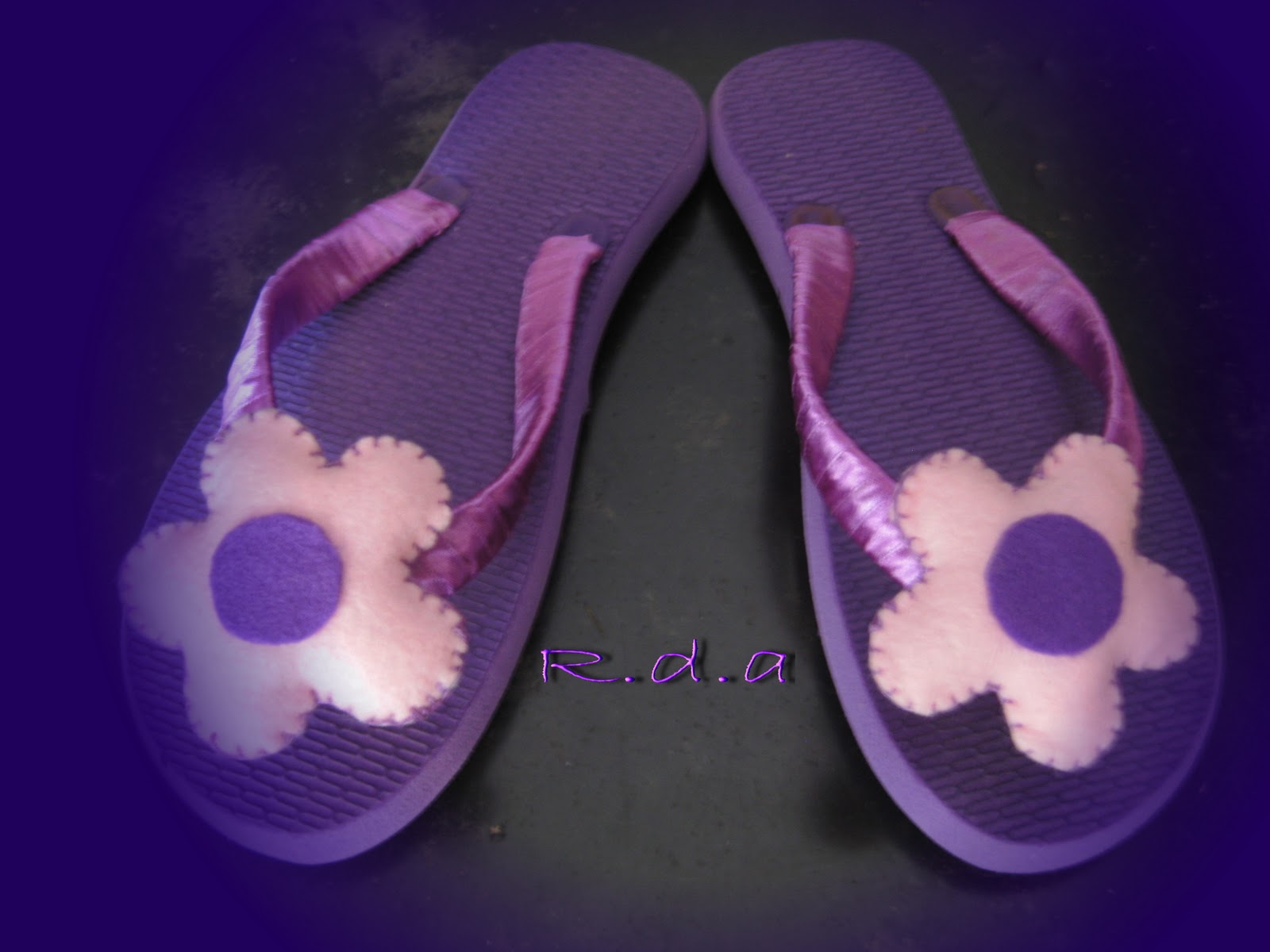 membuat hiasan sandal dari flanel bli blogen