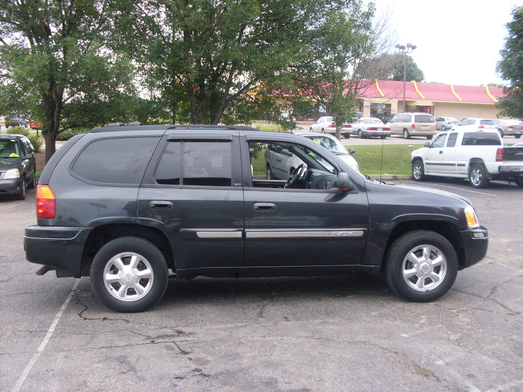 luisrideauto: 2004 GMC ENVOY SLT , 4 DR SUV , 4X4 , 4.2 LITER V6