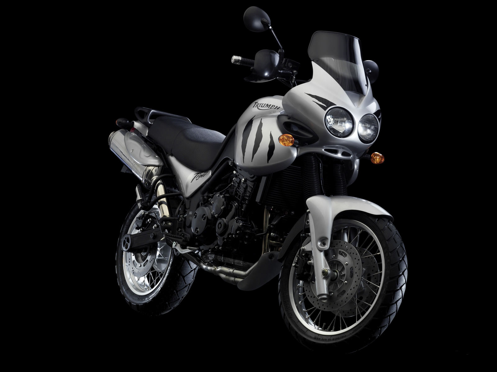 TRIUMPH Tiger (2004) desktop wallpapers