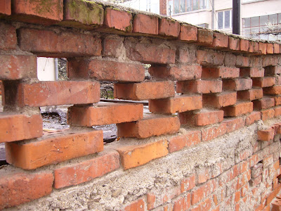 Yambolian Saving Bricks and Mortar
