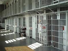 [mass-hunger-strike-greek-prisons.jpg]