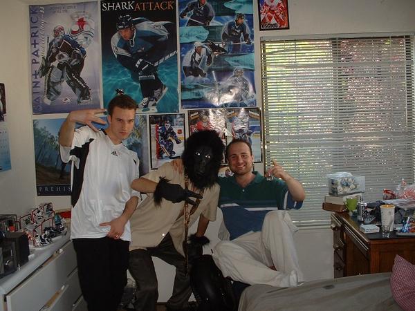 [joeygarrettmonkey.jpg]