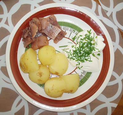 Dagens Lunch: Matjesill och nypotatis