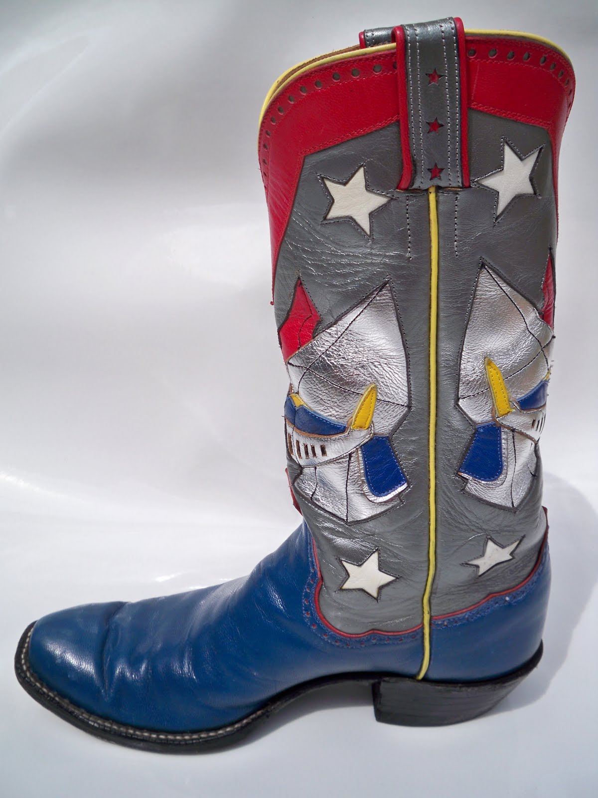 Wonderful Wonderblog Shogun Cowboy Boots & Stormtroopers
