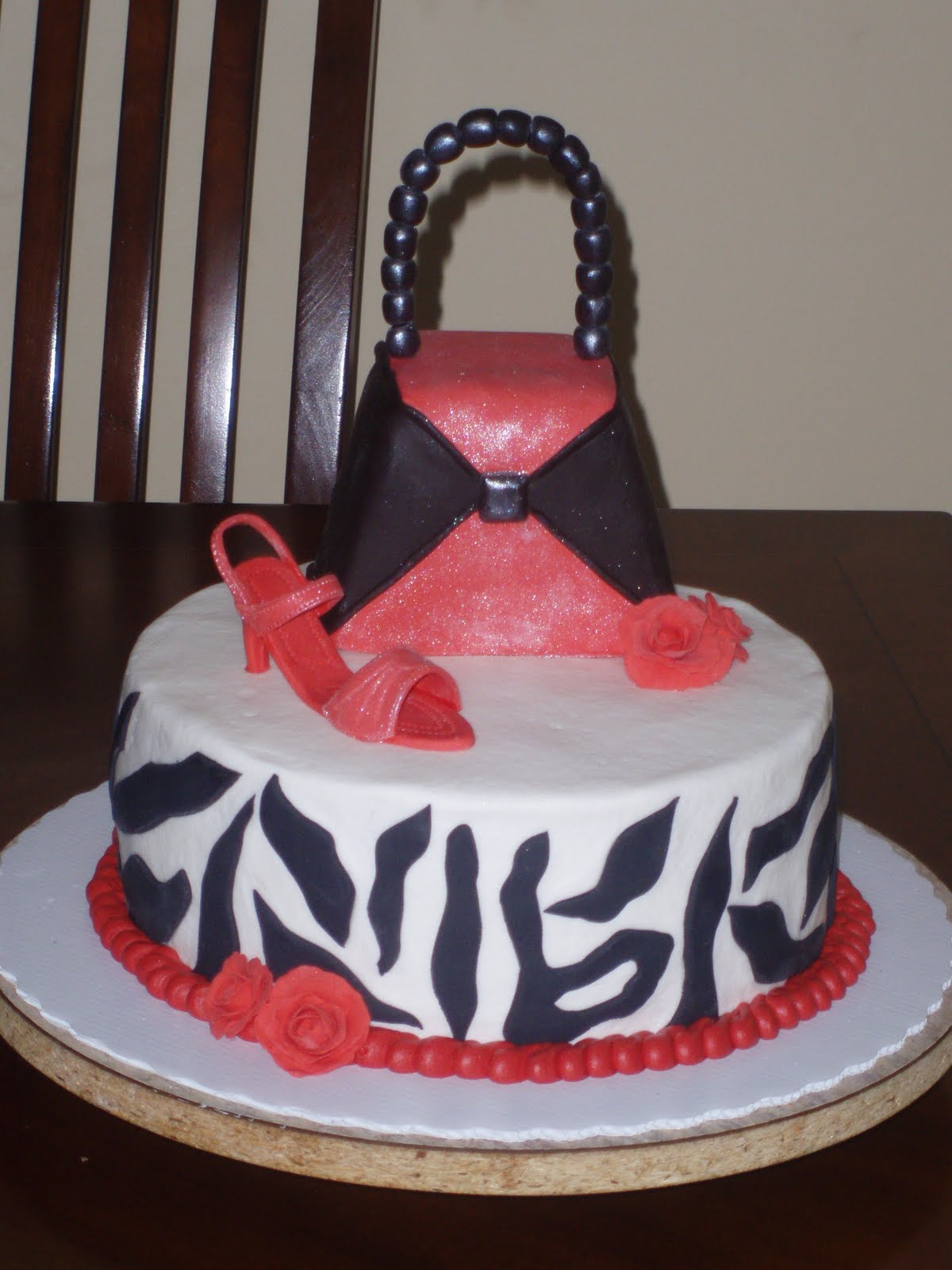 Cake baking Mom! How to make a gumpaste high heel shoe