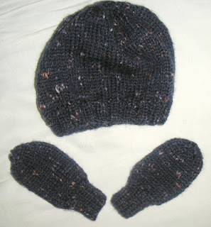 baby hat and mitts
