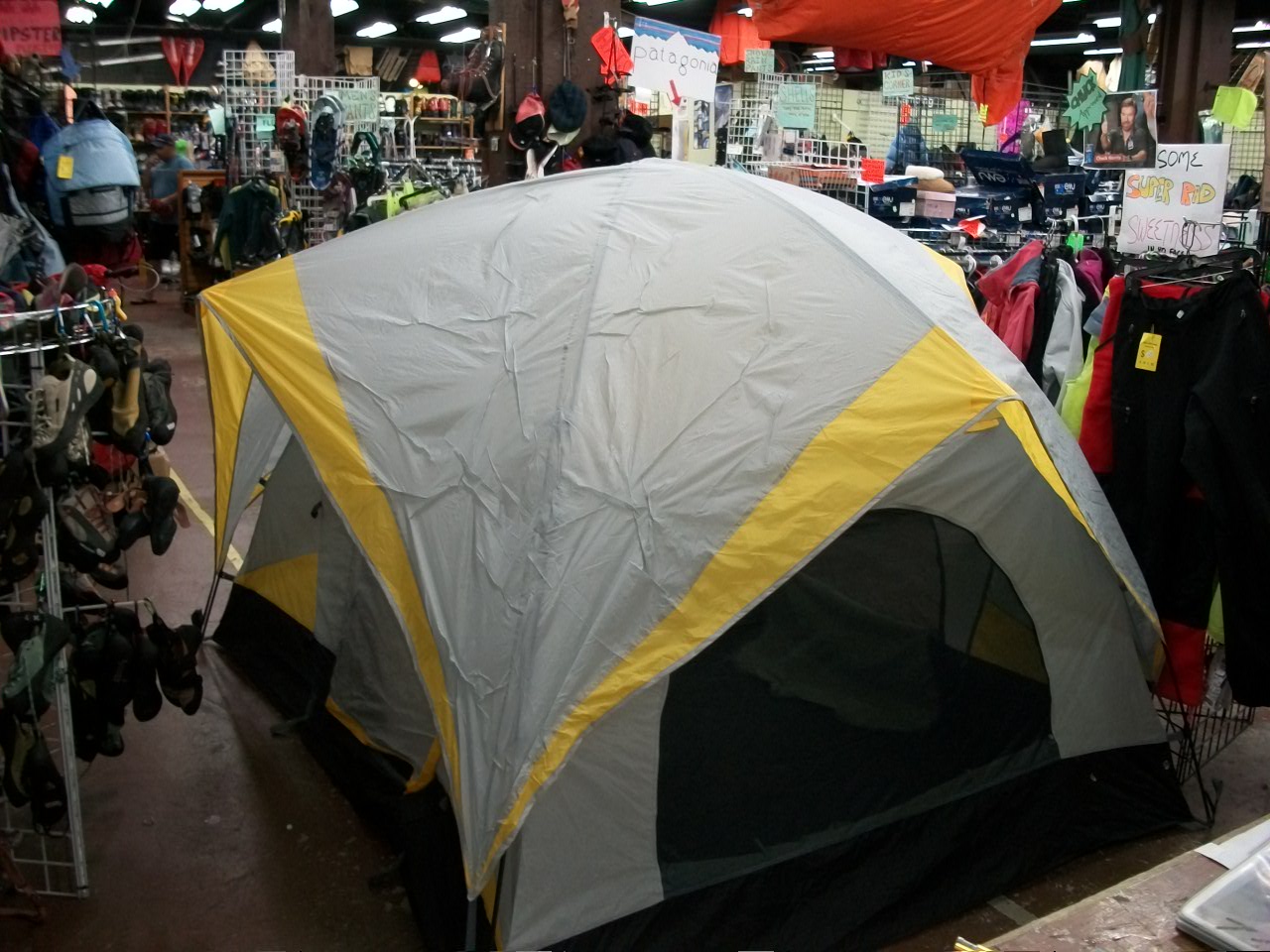 The Tent Archives Quest Conquest V tent
