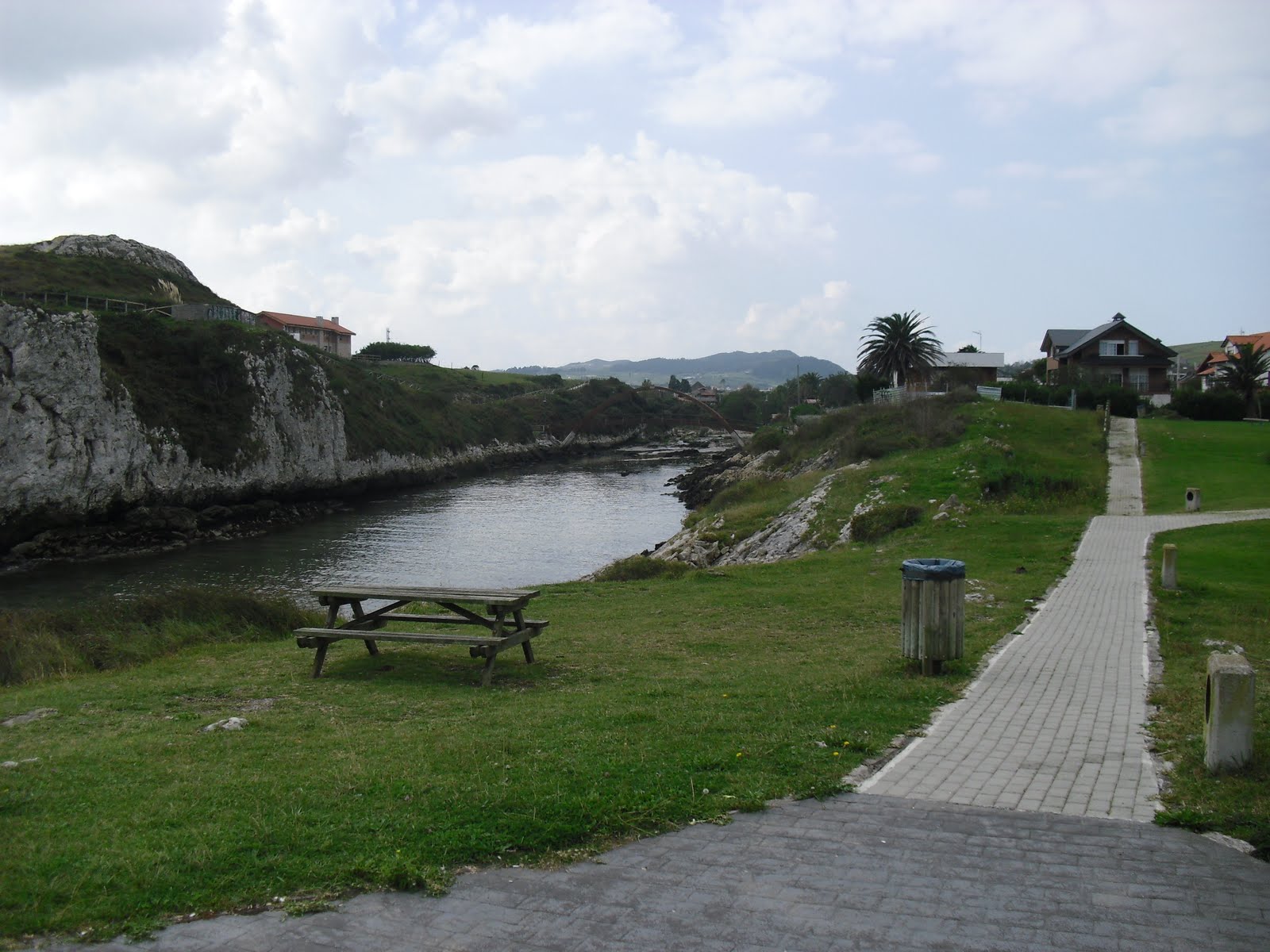Foto de Parque de San Juan de la Canal en Santa Cruz de Bezana, Cantabria