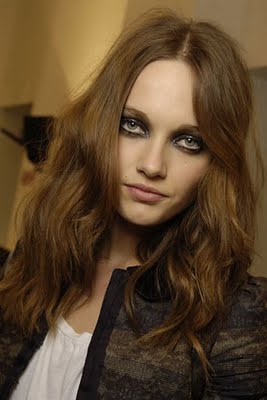 Long Center Part Hairstyles, Long Hairstyle 2011, Hairstyle 2011, New Long Hairstyle 2011, Celebrity Long Hairstyles 2255