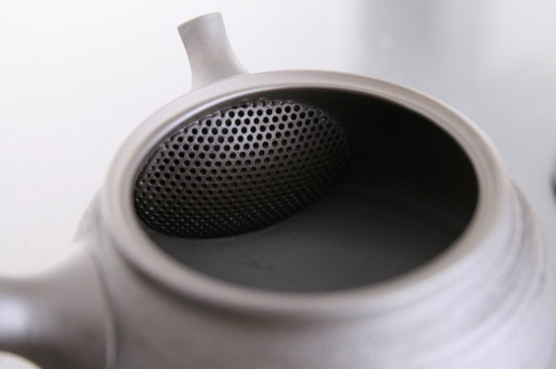 Tales of Japanese tea Do ceramic tea strainers brew better tea than stainless ones?