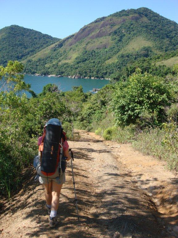 Kalapalo Editora  TREKKING NA ILHABELA