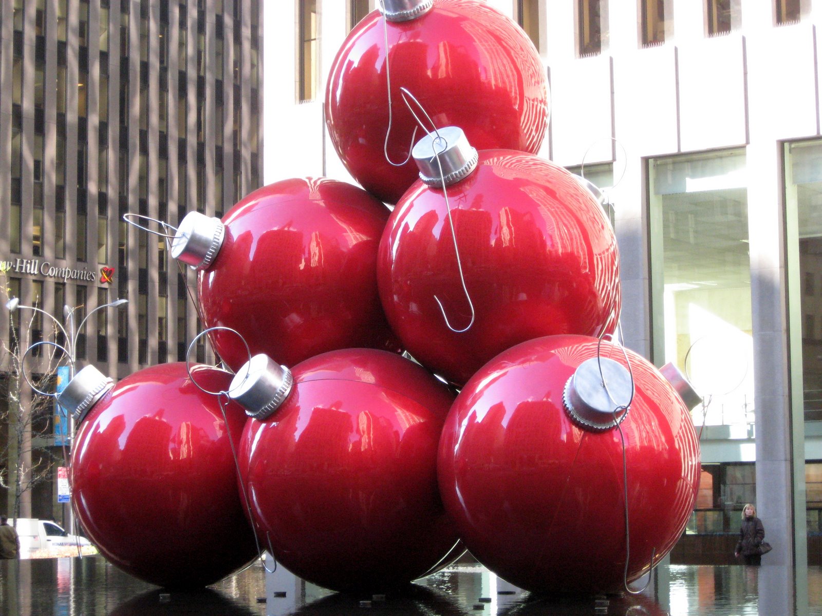 [christmas_tree_decorations_2.jpg]