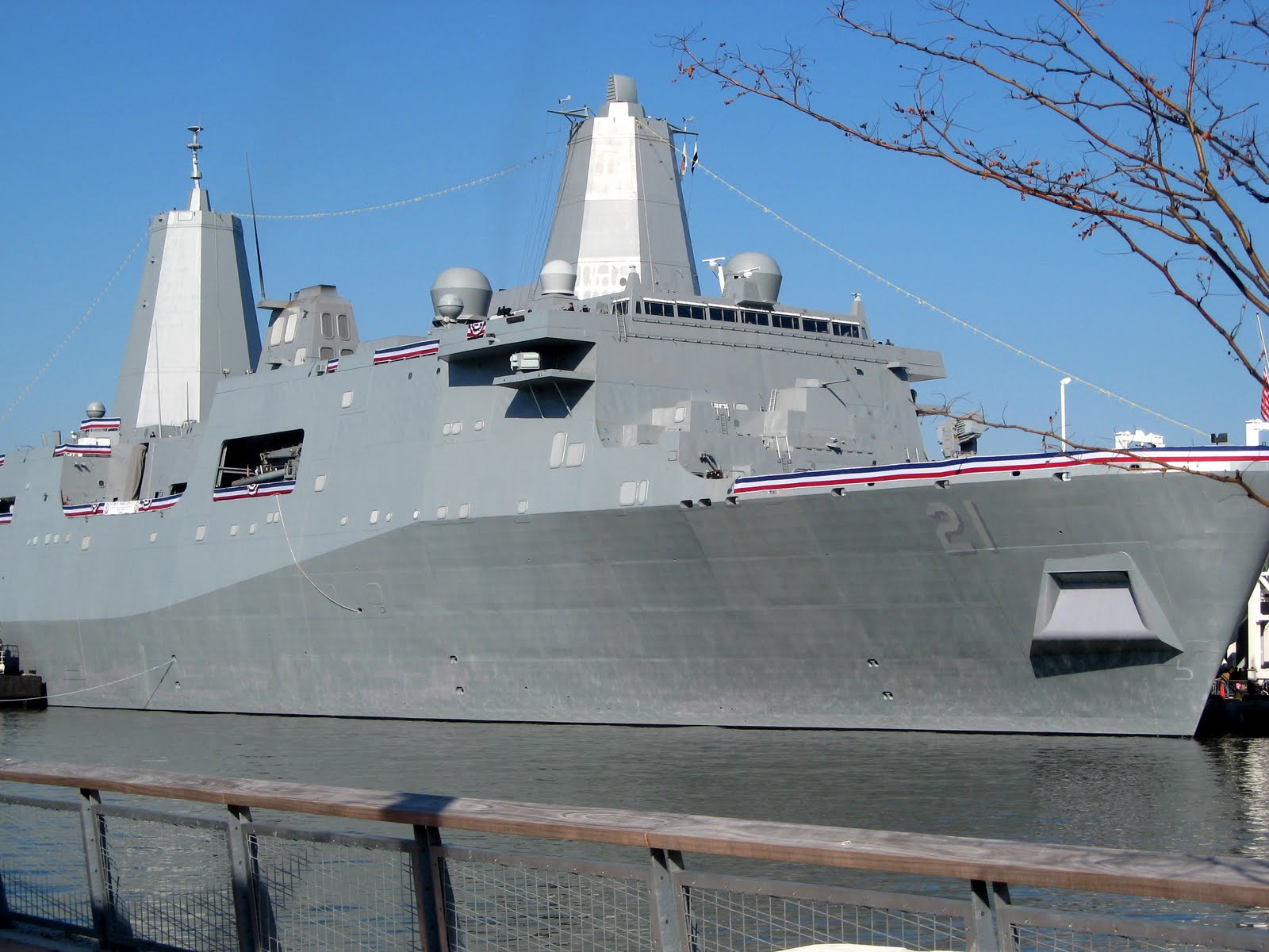 [uss_new_york_7.jpg]