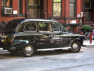 London black cab Taxi Austin FX4