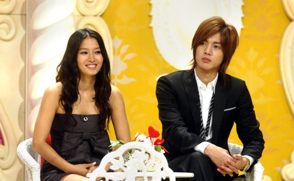 Кимхен Джин и его жена-.