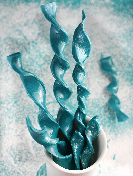 Domestic Sugar Because Domestic Life is SWEET! Valentine Icicle Candy