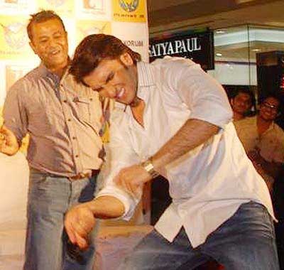 Anushka Sharma, Ranveer Singh at 'Band Baaja Baaraat' DVD launch